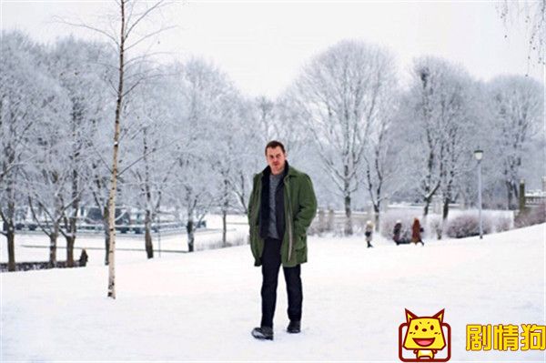 犯罪片《雪人》主演是谁？什么时候上映？